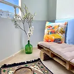 Rori House 2 *