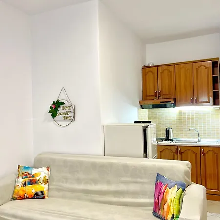 Rori House 2 Appartement *